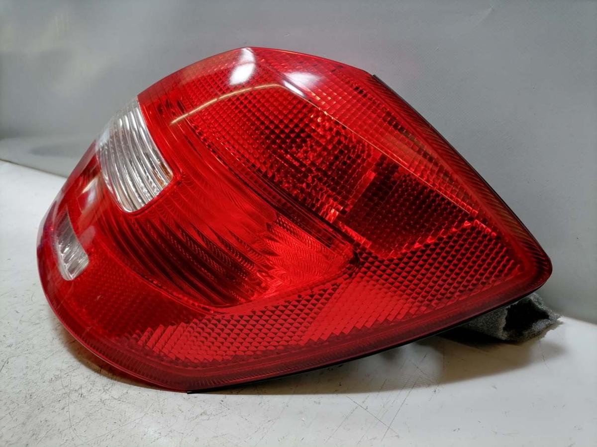 Skoda Fabia 2 5J original R&uuml;cklicht R&uuml;ckleuchte Schlussleuchte rechts Bj.2009